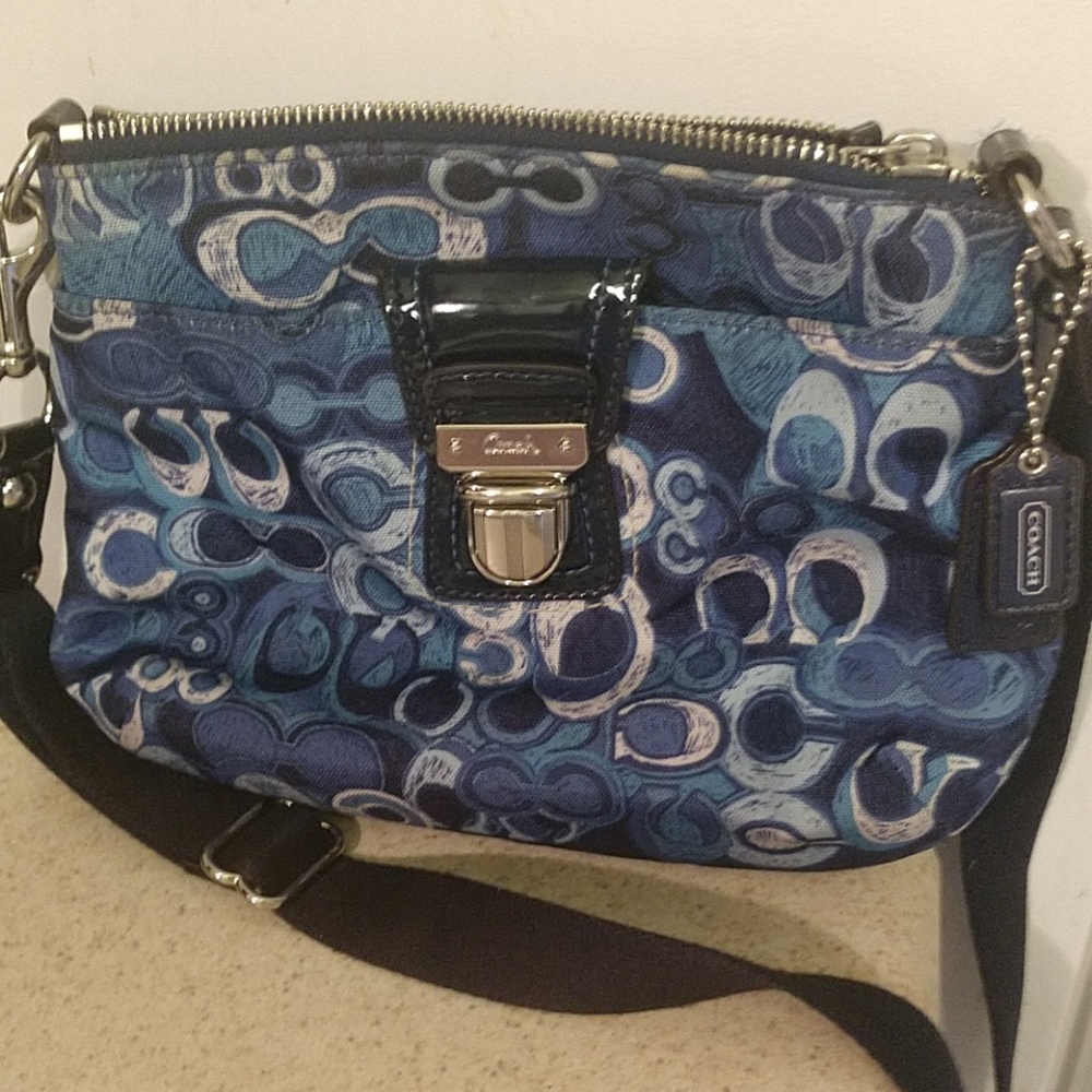 Like new Coach purse
